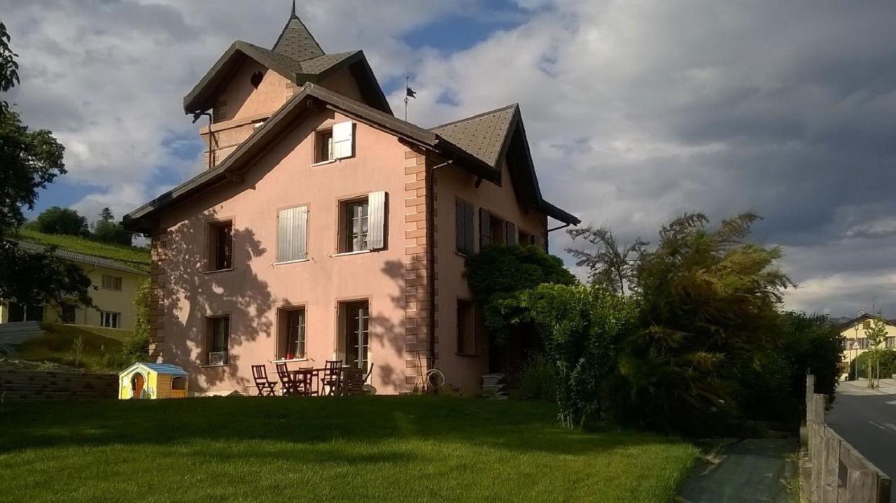 Le Manoir De Champlan Bed & Breakfast Grimisuat Dış mekan fotoğraf
